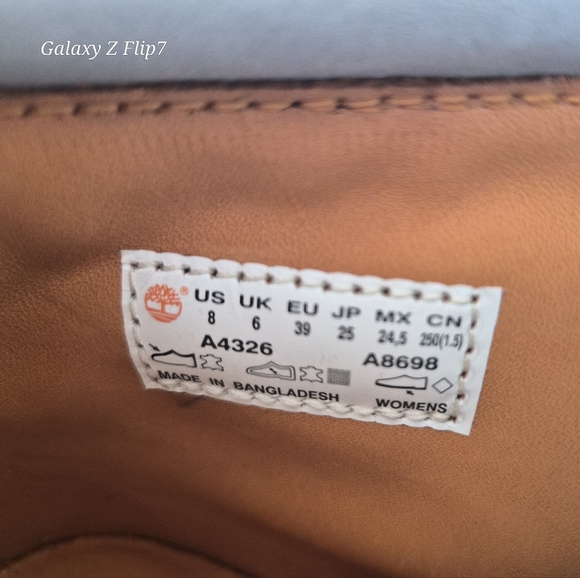 Timberland: Premium 6-Inch Waterproof BootSize: Women's US 8 NWOT - Picture 3 of 7